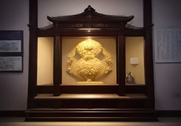 极客终端风格界面展示，珊瑚粉配色的男同gv高清资源分类导航页，暗底等宽字体风格，清晰呈现分类标签与平台对比信息